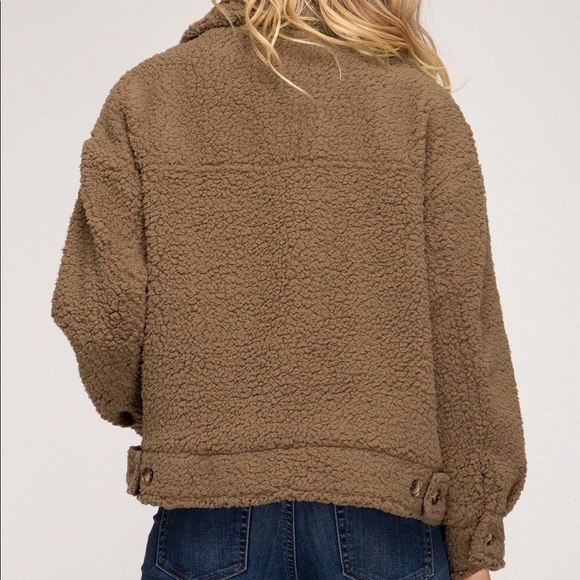 Teddy Bear Jacket 🧸 - Picture 2 of 2